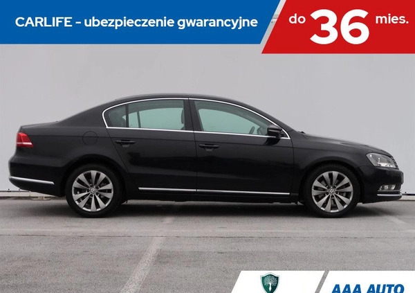 Volkswagen Passat cena 37000 przebieg: 181932, rok produkcji 2011 z Zawidów małe 326